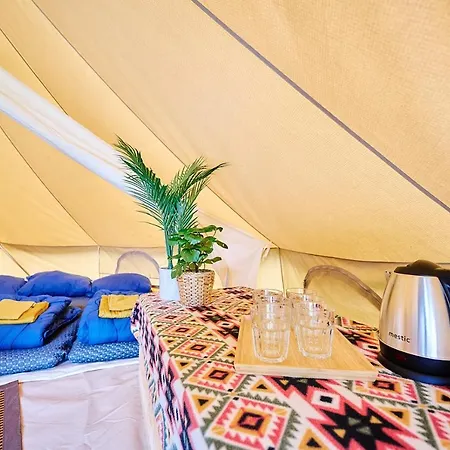Tipi Tent In De Duitse Eifel Lyxtält